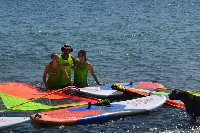 Santorini Windsurfing lessons - Timing: when the wind lesson runs in Santorini