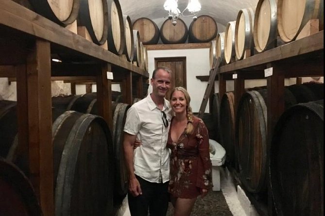 Santorini Wine Adventure with 12 Wine Tastings, Tapas and Sunset - Stop 2: Santo Wines, where the tasting hits its peak