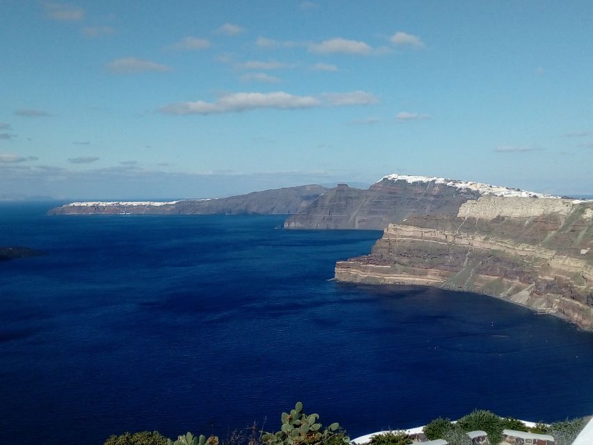 Santorini: Wine Tasting Tour & Sunset Viewing - Stop 1 at Thera: start with the countryside, not just wine