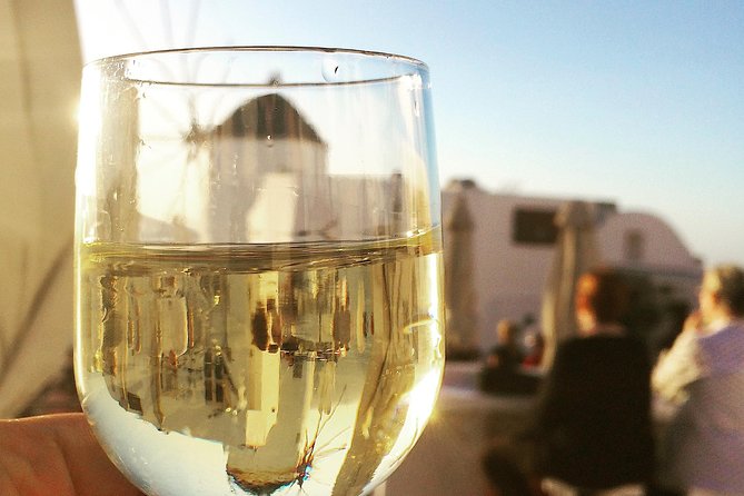 Santorini Wine Tour with sunset in Oia - Key things to know before you go
