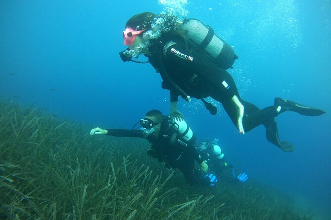Scuba Diving Experience in Santorini - Transfers, gear, and what to pack (so you don’t lose time)
