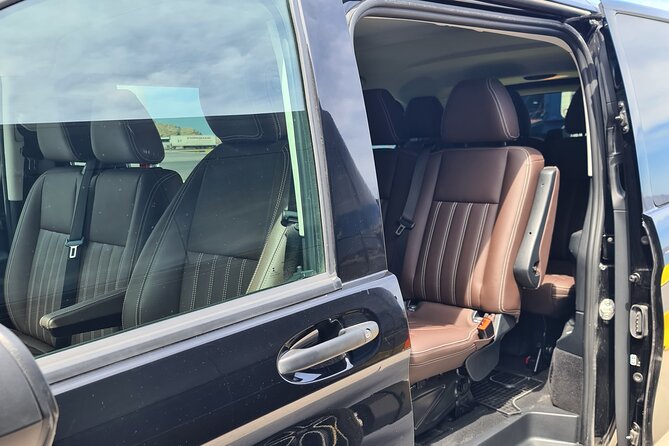 Shuttle Transfers From Santorini Port - Getting dropped at your hotel entrance: where the “closest possible” rule matters