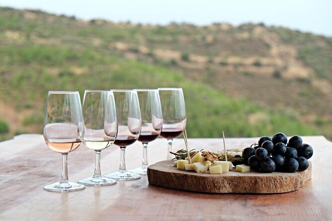Small Group Local Wine Tasting Tour In Santorini - Estate Argyros: Ocean Views and Assyrtiko at the Center