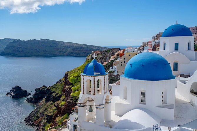 Tailormade Santorini island tour - Pyrgos: The Medieval Village Pace at Santorini’s Edge