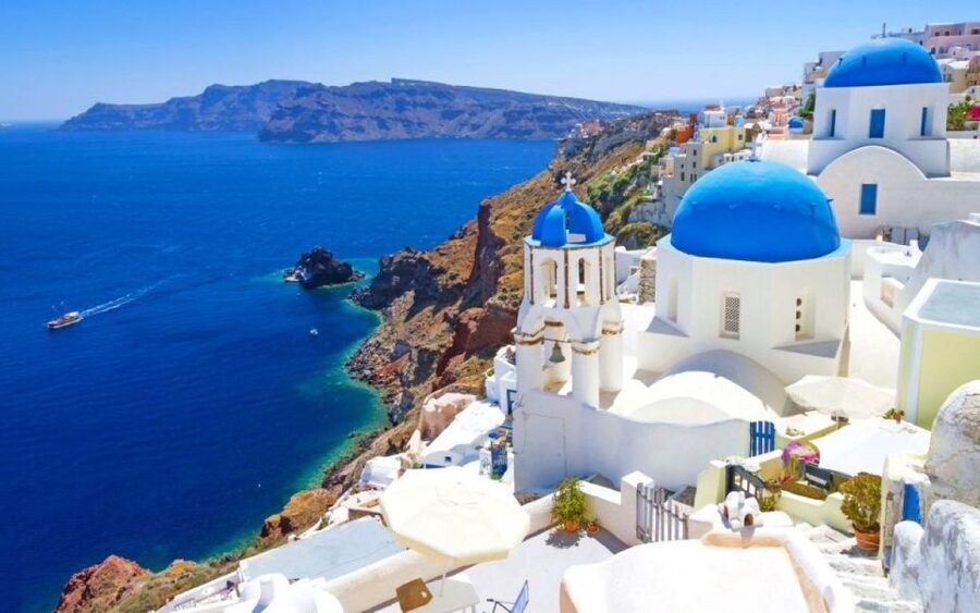Thera: Santorini Highlights Private Guided Tour - Entering the day: a private 6-hour route from Thera