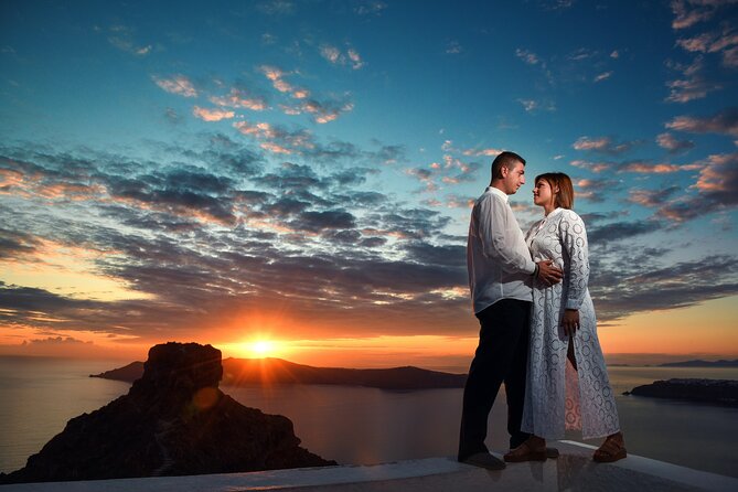 Timeless Memories: Your Exclusive Santorini Photo Session - Weather is part of the deal in Santorini
