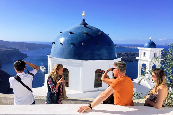Top Santorini Attractions: 5-Hour Custom Private Tour with Local - A 5-hour private loop that makes Santorini feel manageable