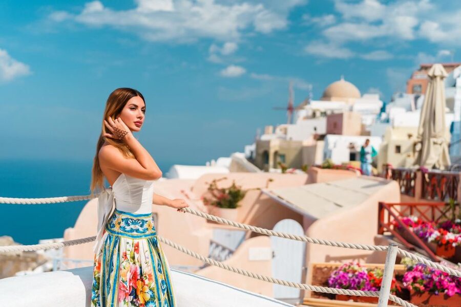 Tour Santorini with a Professional Photographer - Should you book this Santorini professional photo tour?