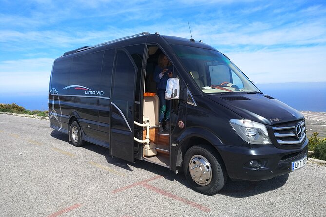 TRANSFERS Santorini PRIVATE Transfer - The Drive Itself: What a 20–45 Minute Transfer Can Save You