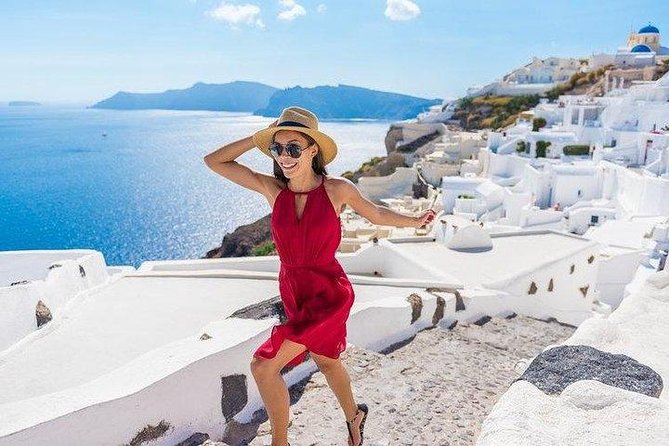 Walking Tour of Fira Town - Start point and timing: making the 10:00 am meet-up easy