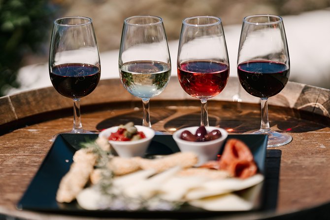Wine Tour Santorini - What to bring and how to make the tastings feel worth it
